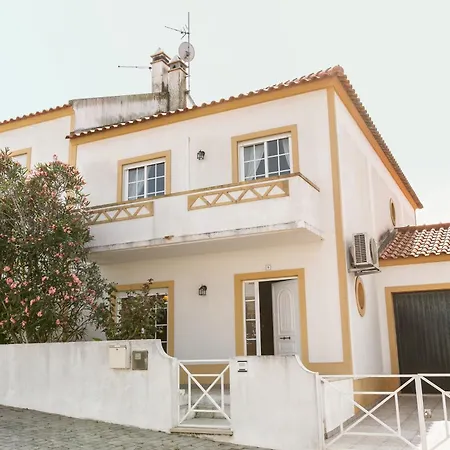 Holiday home Peniche House