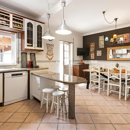 Peniche House *