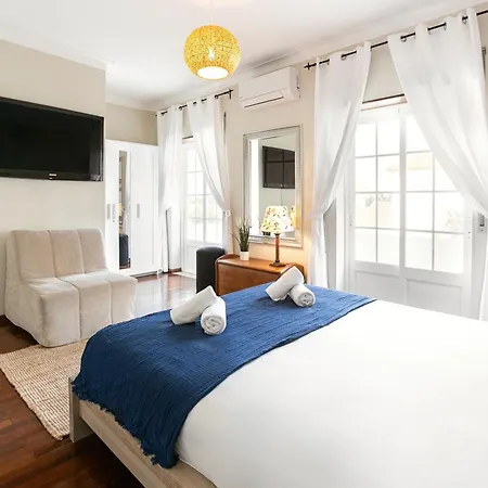 Holiday home Peniche House